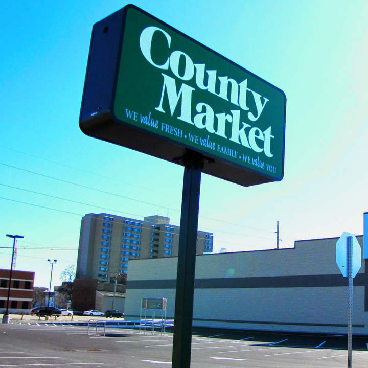 Single-Pole Mount Pylons | Professional Signage Solutions | Millennium Signs Johannesburg