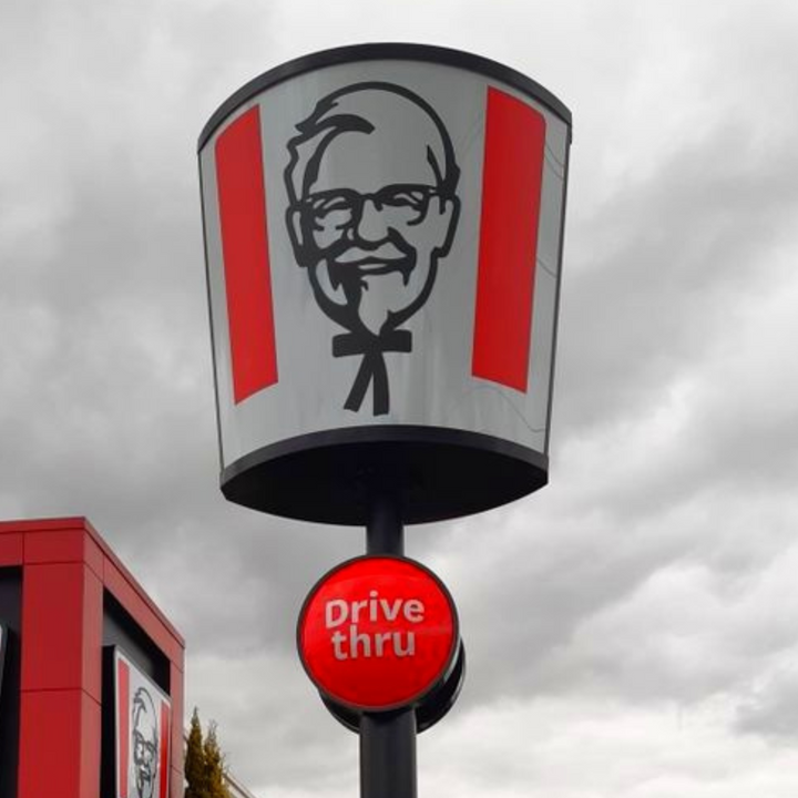 Lollipop Pylon | Professional Signage Solutions | Millennium Signs Johannesburg